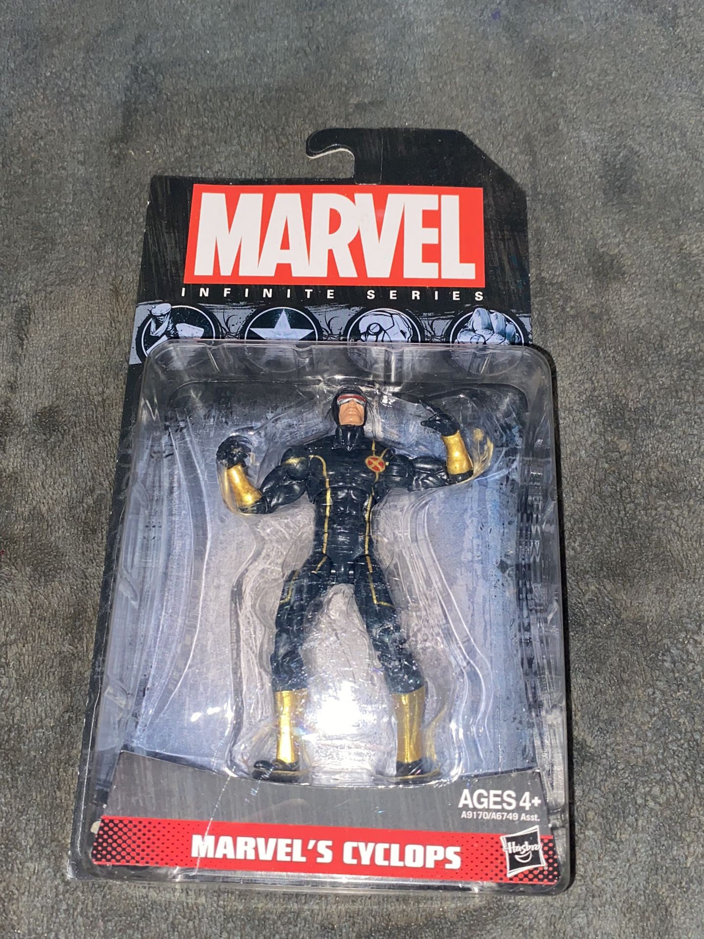 Marvel Infinite Series: Cyclops. New On Card.