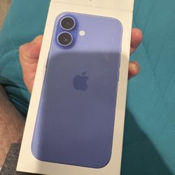 Selling My 1 Phone 16 Blue  It’s Unlock 
