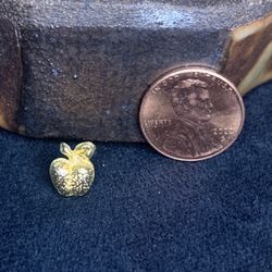 Vintage mini gold plated apple pin brooch