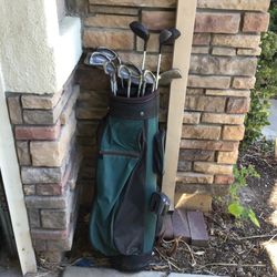  Z Model 2 Mid Size Pro Pride  Good  Condition Golf  Club  Good for a beginner