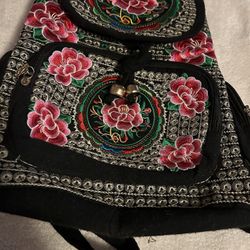 BEAUTIFUL  BACKPACK PURSE