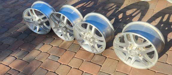 S10 blazer 15in Wheels 5x4.75 Or 5x120 Bolt Pattern