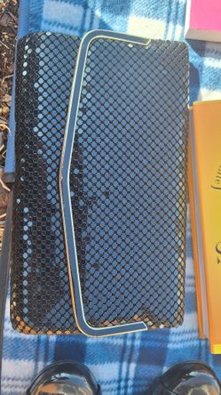 SHINY BLACK CLUTCH PURSE