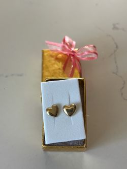 10K Gold Heart Earrings