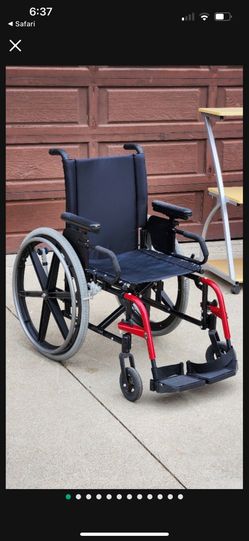 Quickie 2 Ultra Light Wheelchair Used Excellent Condition