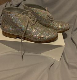 Gianni binni girls shoes size 5Y