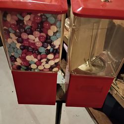 Old gumball machine
