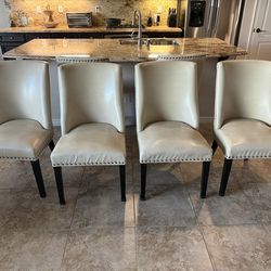 Pier1 chairs/stools