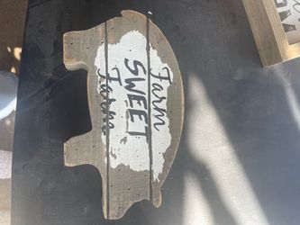 Farm Sweet Farm Rustic Wooden Pig Sign