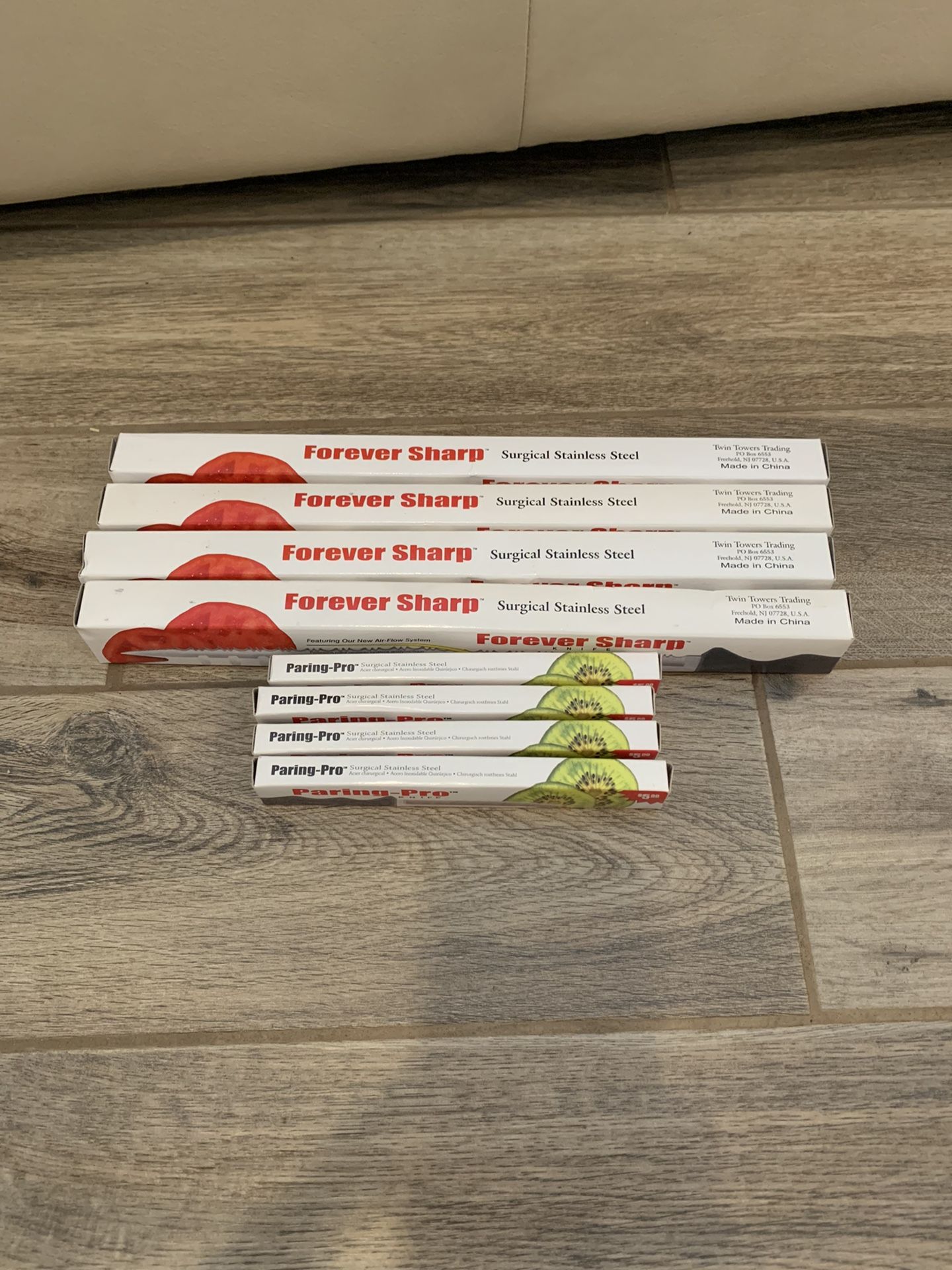 Forever Sharp- 8 TV knives (4 “Forever sharp” and 4 “Paring-pro Knives”