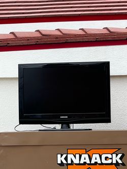 Samsung Flat Screen TV