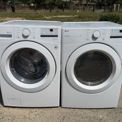 Lg Washer And electric dryer 