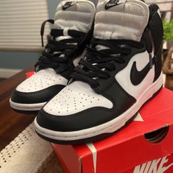 High Top Nike Panda Dunks | Used