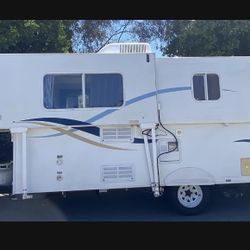 2002 TrailManor 2720