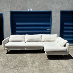 Beige Sectional Couch 🛻Delivery Available🛻