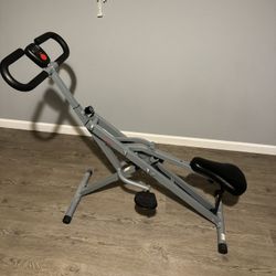 Squat Assist Machine 