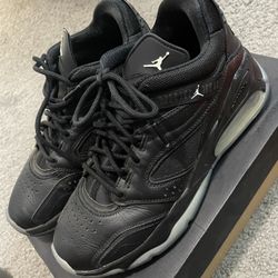 size 8 Jordans 120$ obo