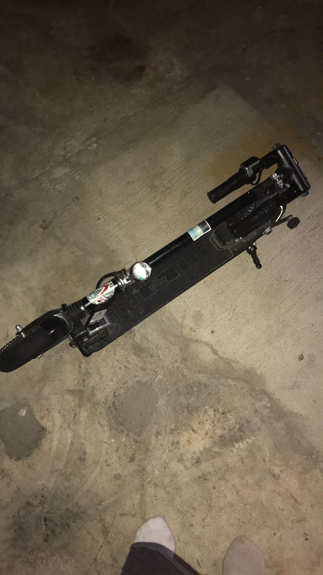 GLION Electric Scooter