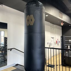 Boxing bag - short Heavy Bag