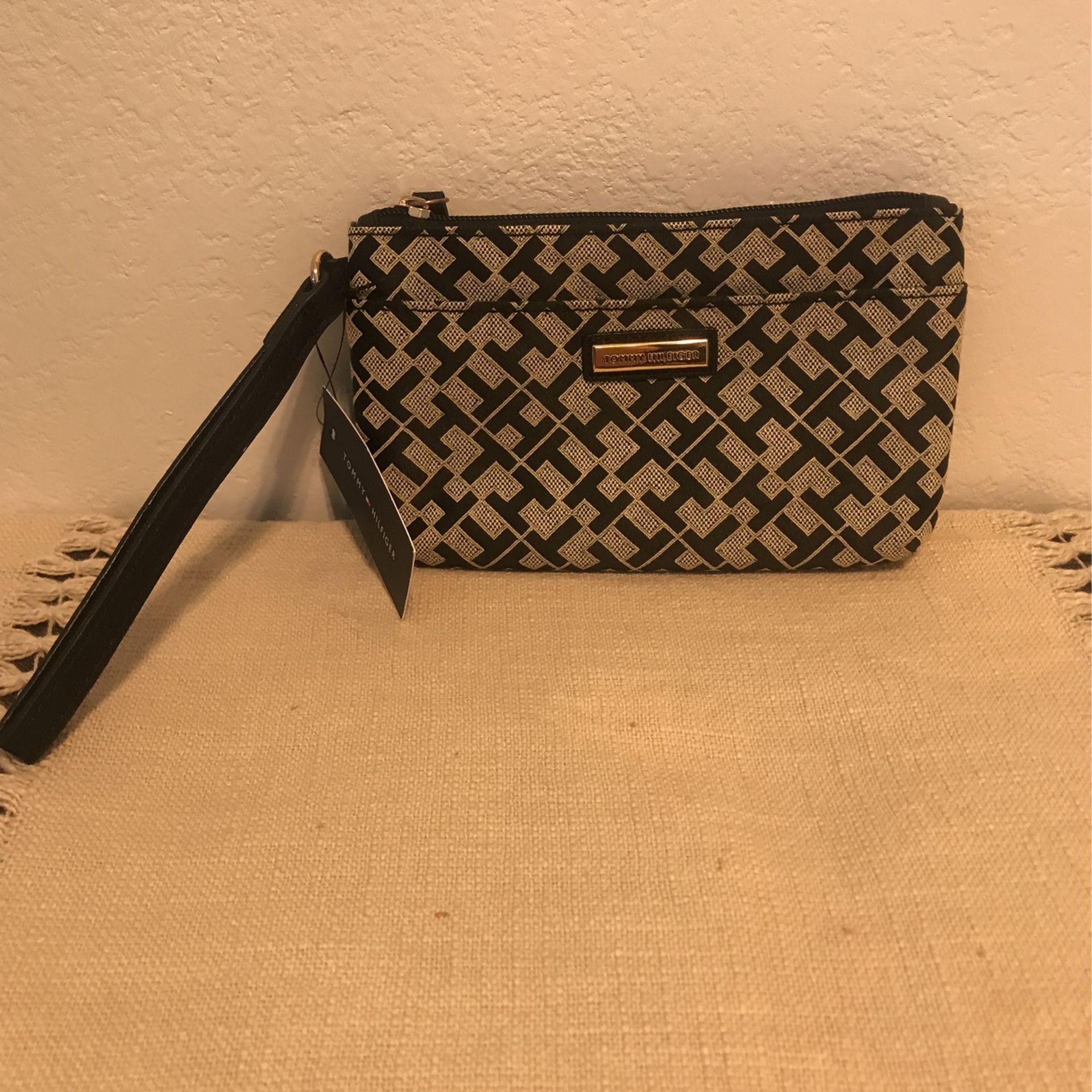 Tommy Hillfiger Wristlet