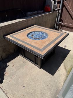 Fire pit table