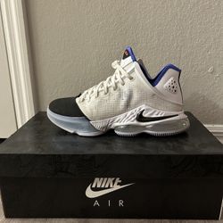 Nike Lebron 19 Shoes