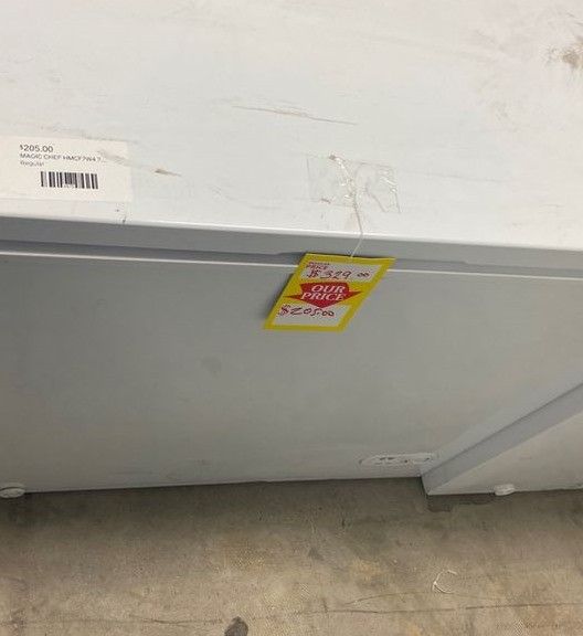 Magic Chef HMCF7W4 Chest Freezer for Sale in Chicago, IL OfferUp