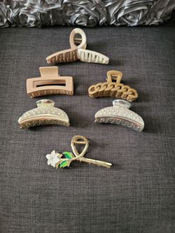 15 Hair Clips
