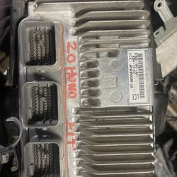 Parted Out 2020 Honda Fit Computer