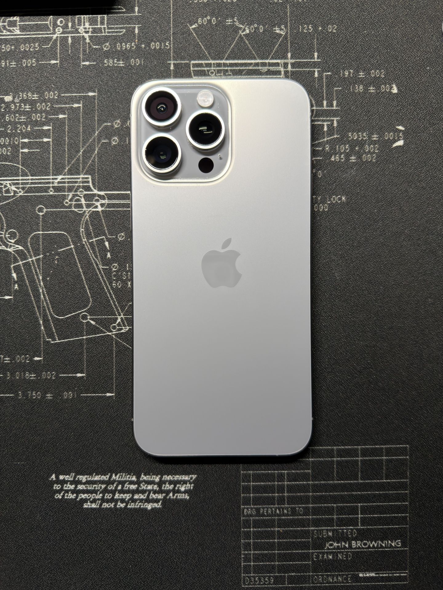 iPhone 15 Pro Max