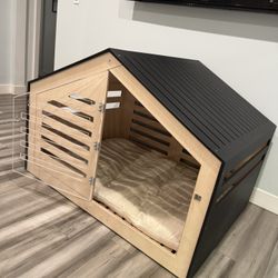 High End Dog House Crate 