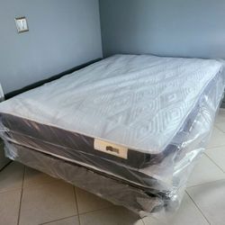 NEW QUEEN-SIZE MATTRESS AND BOX SPRING