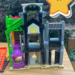 Batman Toy House $5