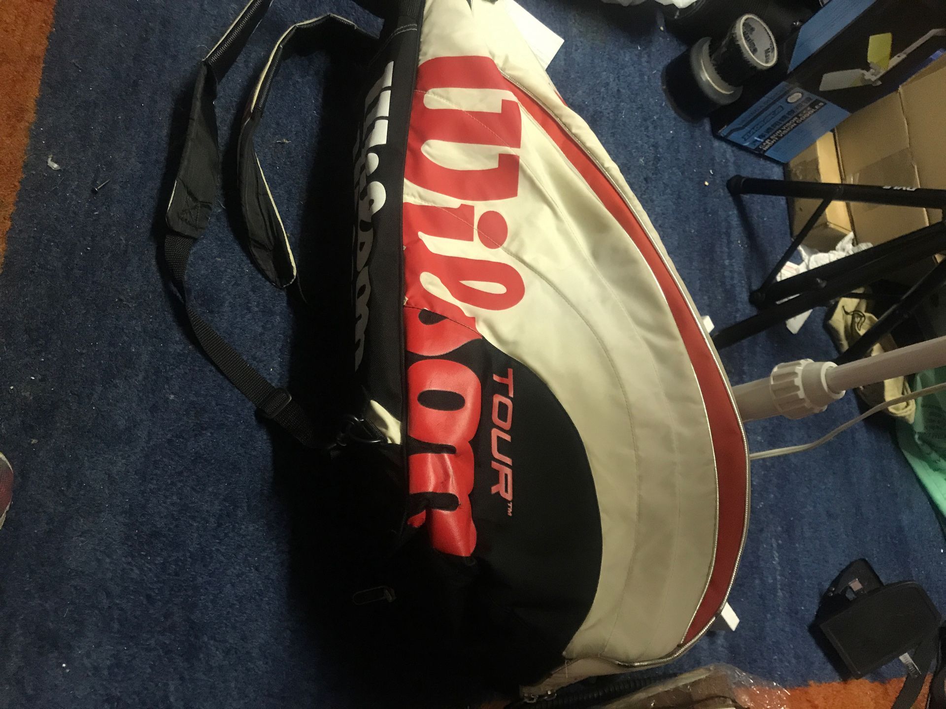 Wilson Tour Tennis Bag Thermoguard, Moistureguard Big Tennis bag