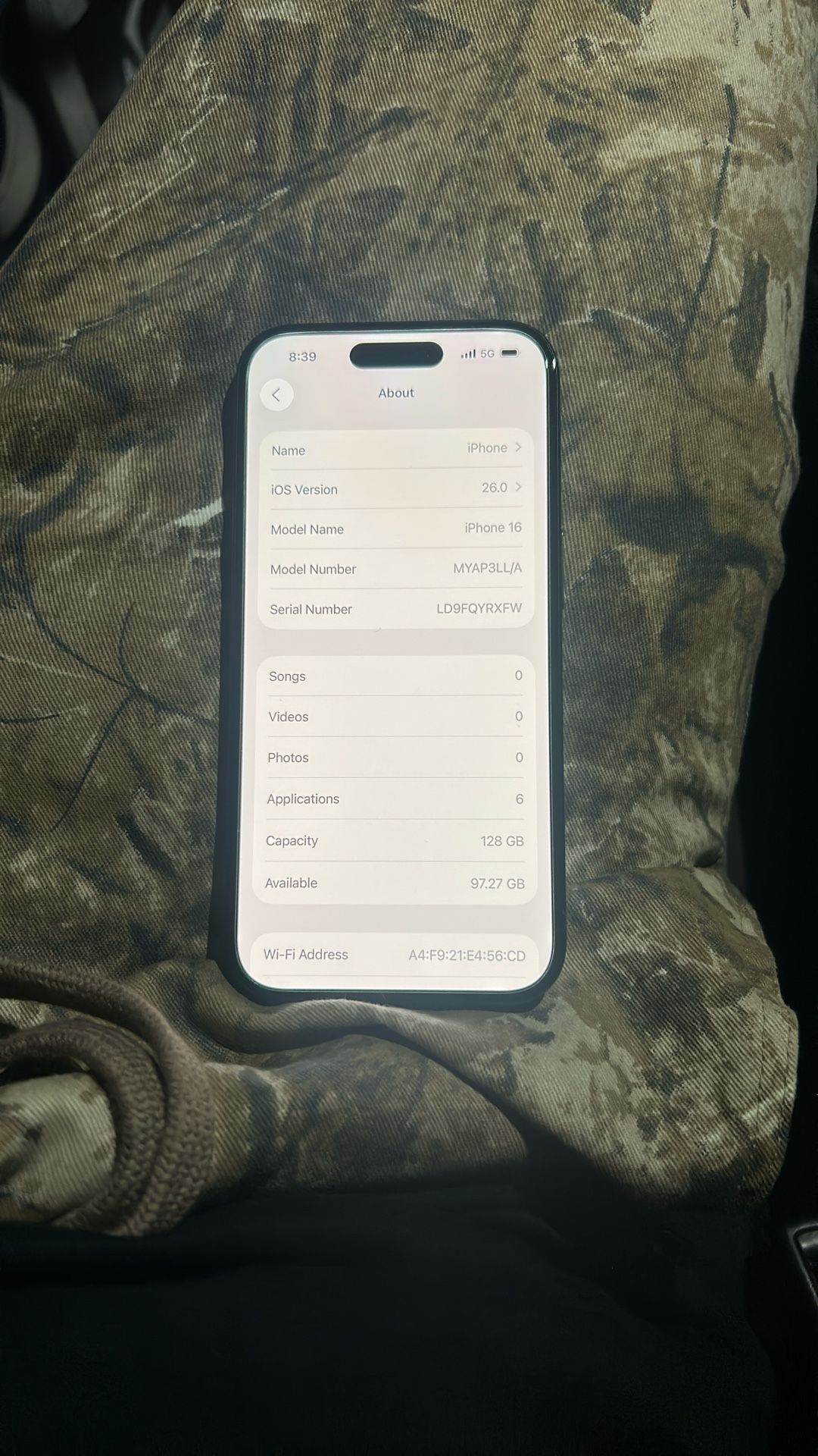 iPhone 16