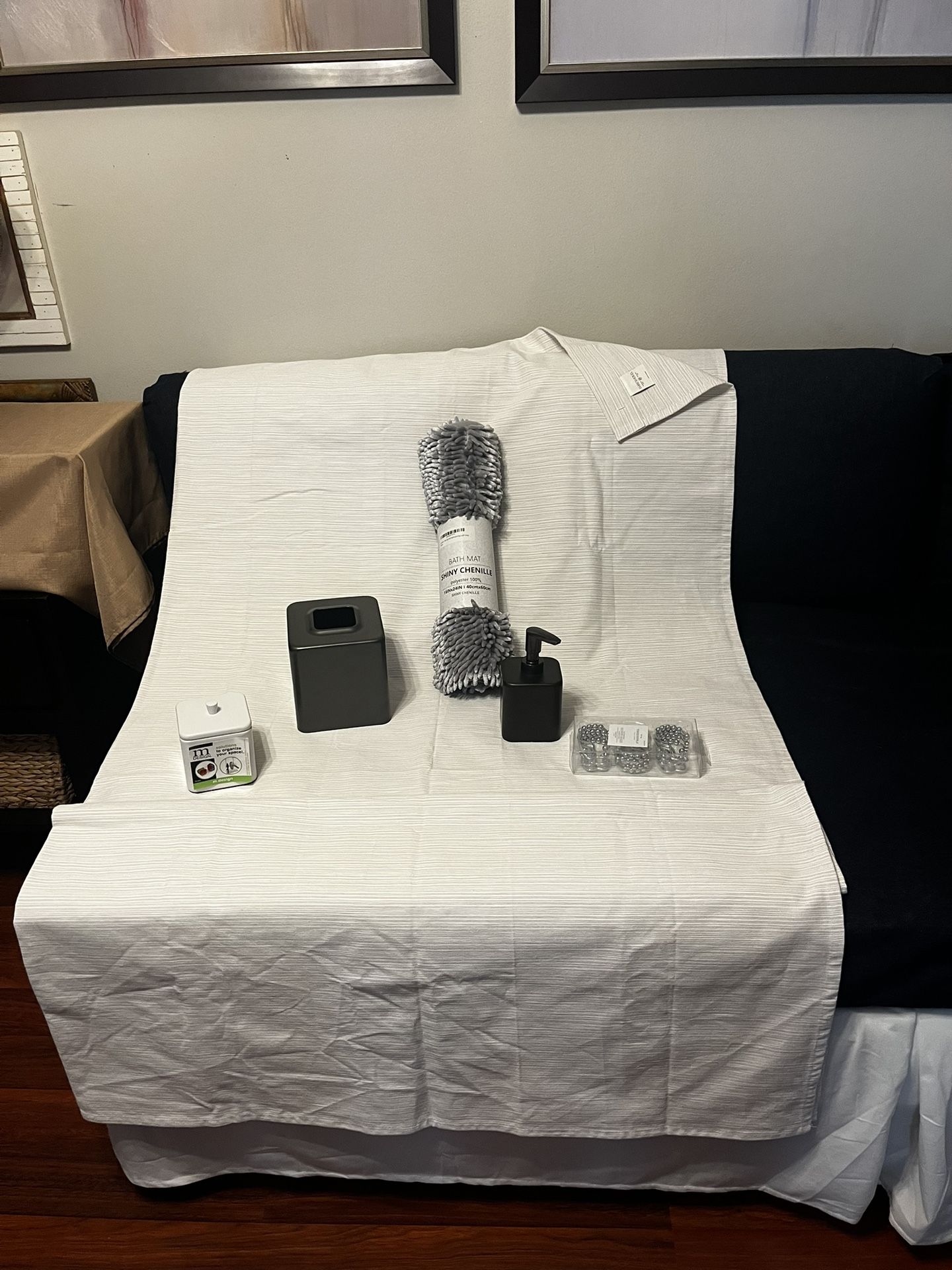 New Set Of 6 Pieces Bathroom Accessories