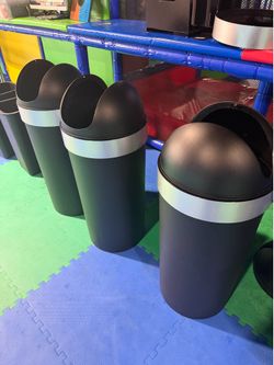 Restaurant trash cans