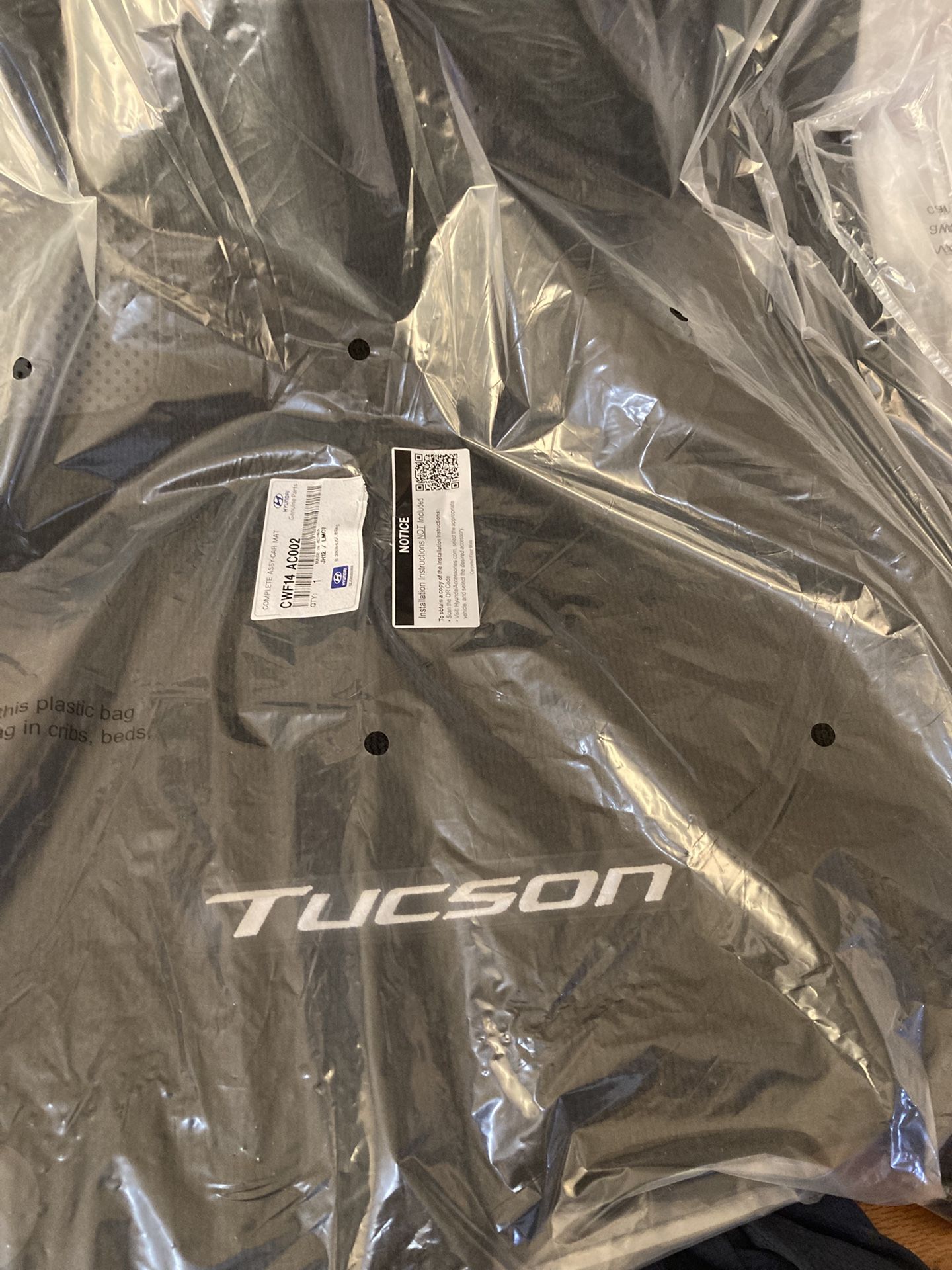 Hyundai Tucson Mats 2025! 300.00 OBO!