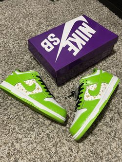 Supreme X Dunk Low Pro SB Mean Green (Size 10.5)