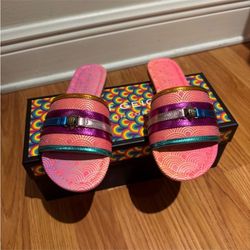 NWT Kurt Geiger southbank flat sandals