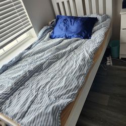 2 Wooden Twin beds