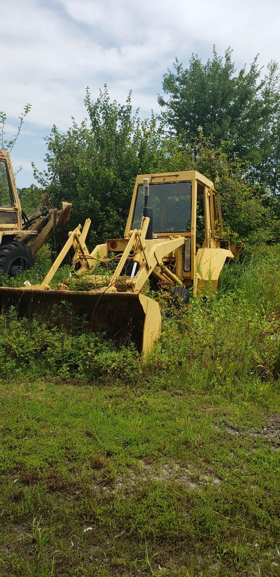Small back hoe