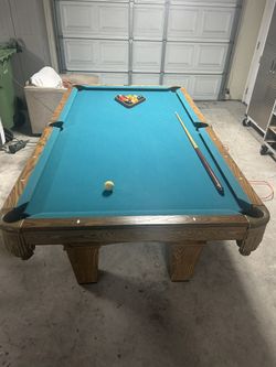 Brunswick Billiards Pool Table