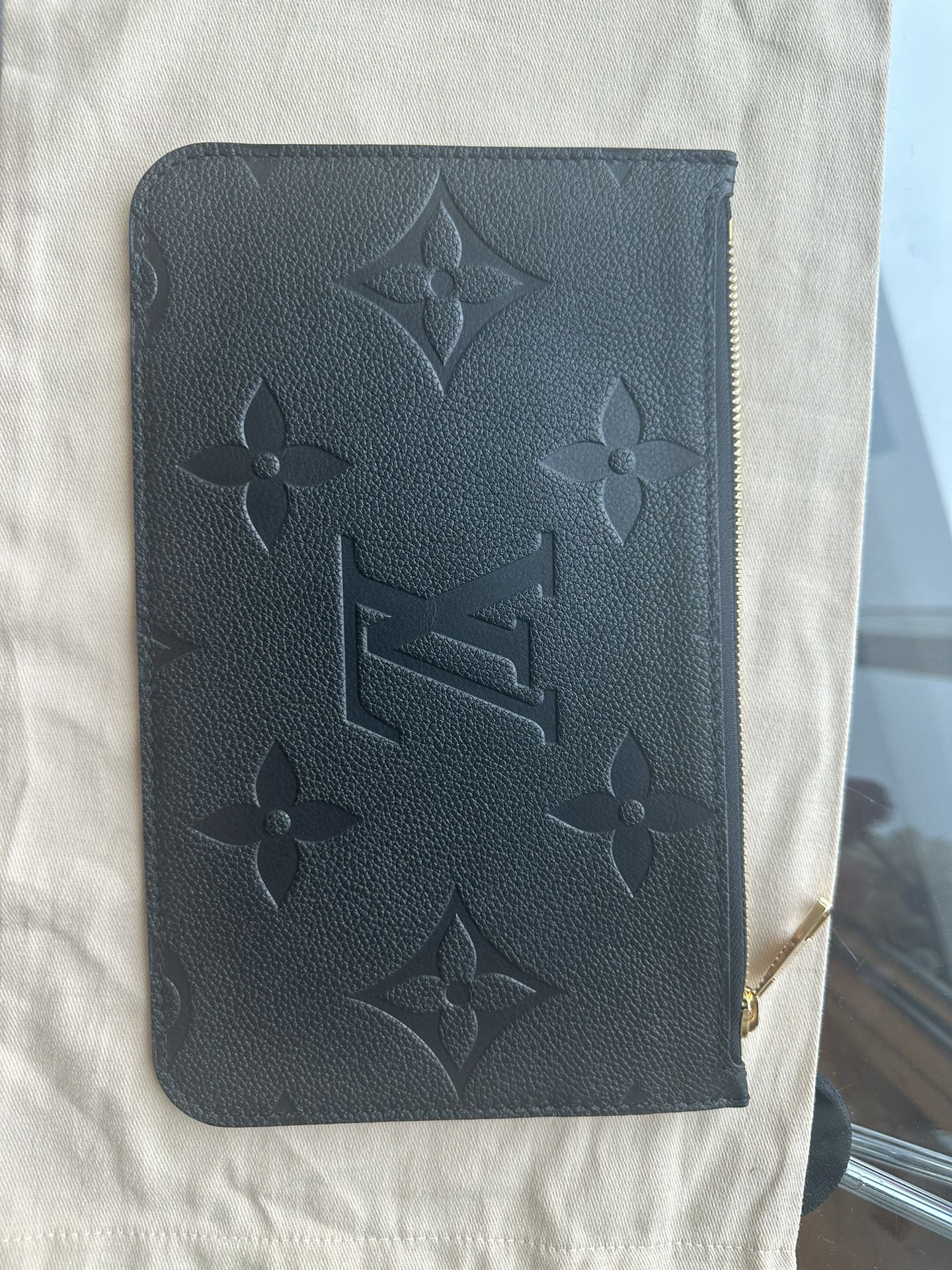 Louis Vuitton Neverfull Pouch Black Empreinte Leather