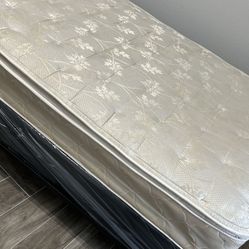 Vendo Está Cama    Full 