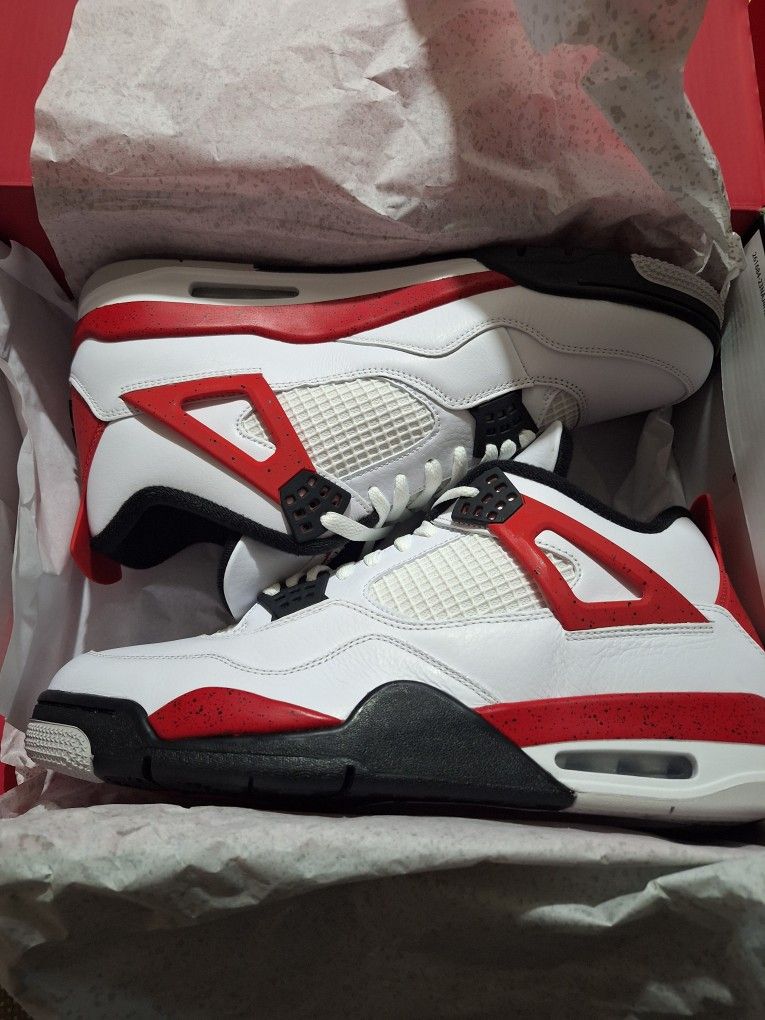 Air Jordan 4 Retro 