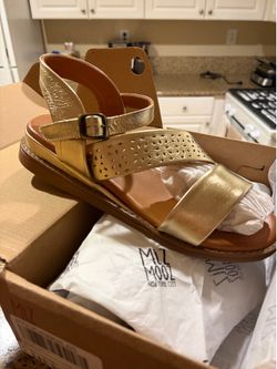 Woman Sandals