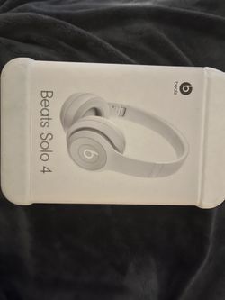 Beats Solo 4 Unopened Box