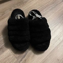 UGG Fluff Slidez