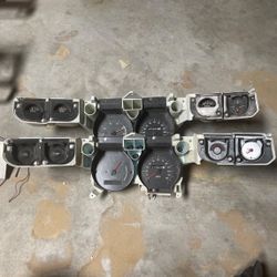 GM G-Body Rally Gauge Cluster – El Camino / Malibu / Monte Carlo (1973–1977) Lot 